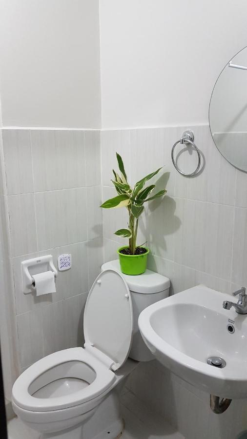 Keys 'N Places Holiday Rentals At Mesaverte Condo Cagayan de Oro Exterior photo