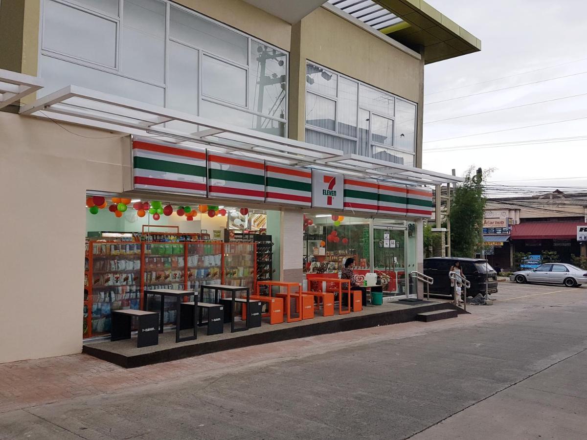 Keys 'N Places Holiday Rentals At Mesaverte Condo Cagayan de Oro Exterior photo